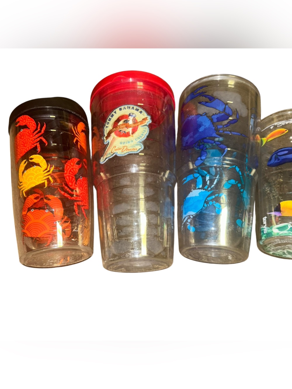 6 Tervis tommy bahama, crabs , fish , fishing lures vineyard vines  tumblers - Picture 2 of 4